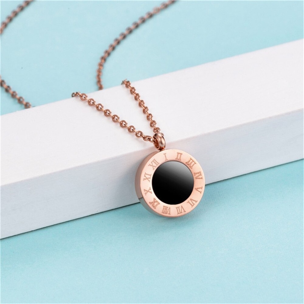 Elegant Set Necklace and Earrings Roman Numerals - Picture 5 of 8